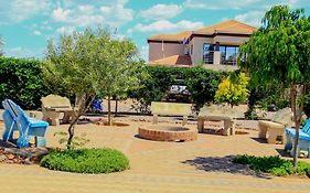 Tlokweng Rose Garden Guesthouse